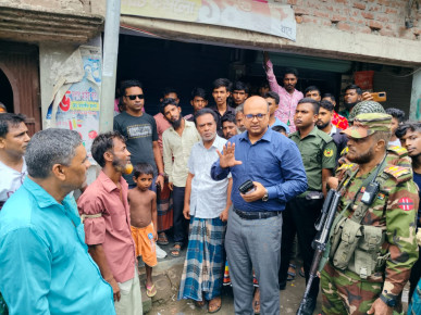 পবায় বিভিন্ন ইউনিয়ন পরিষদসহ স্থাপনা পরিদর্শন করেন ইউএনও