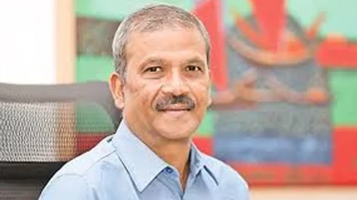 কর্মদিবসের প্রথম দিনে যেসব সিদ্ধান্ত নিলেন আসিফ নজরুল