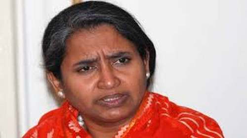 আদালতে রিমান্ড শুনানিকালে কাঁদলেন দীপু মনি