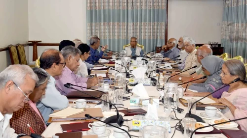বন্যার্তদের পাশে দাঁড়ানোর আহ্বান ড. ইউনূসের