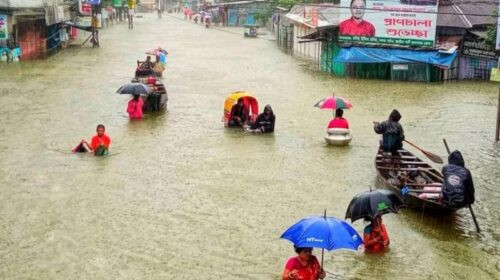 ভয়াবহ বন্যায় বিপর্যস্ত ১২ জেলা, মৃত্যু ১৩