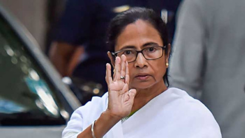 শিক্ষার্থীদের হুমকির অভিযোগ, যা বললেন মমতা