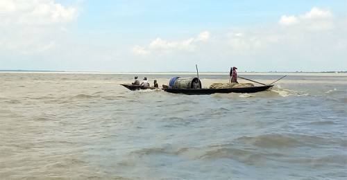 রাজশাহীতে কমছে পদ্মার পানি  প্রভাব পড়েনি ফারাক্কার