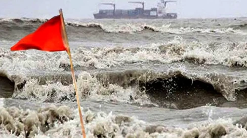 সাগরে গভীর নিম্নচাপের সৃষ্টি, গতিবেগ ৬০ কিমি