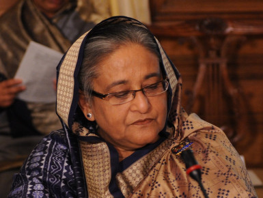 দিল্লিতে দলবল নিয়ে পার্কে ঘুরছেন শেখ হাসিনা