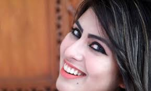 চলচ্চিত্রে আগ্রহ নেই, ওয়েবে অভিষেক হতে যাচ্ছে শখের!