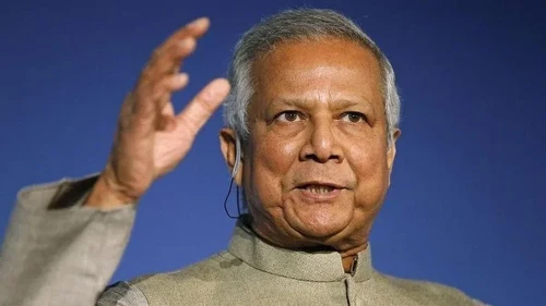 দেশে ফিরলেন প্রধান উপদেষ্টা