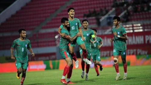 ভিয়েতনামে কষ্টের জয় বাংলাদেশের