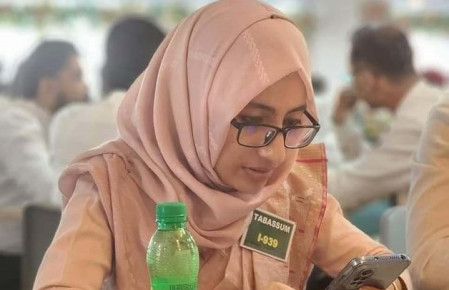 তাপসী তাবাসসুম ঊর্মির বিরুদ্ধে এবার মামলা