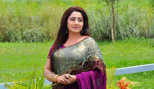 ইভা রহমানের নামে ৫০০ কোটি টাকার মানহানি মামলা