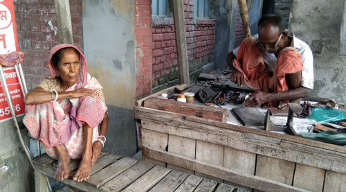 পরস্পরের ভালোবাসায় বড় উৎসব তপন-টুলু দম্পতির