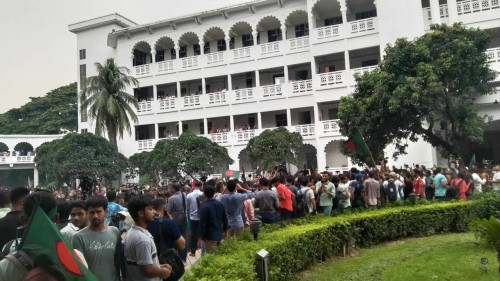 অভিযোগ ওঠা বিচারপতিদের ছুটিতে পাঠানোর সিদ্ধান্ত