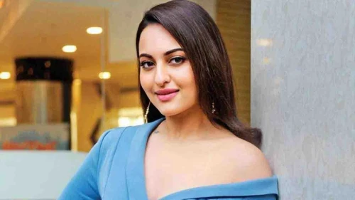 চার মাসেই সুখবর সোনাক্ষীর