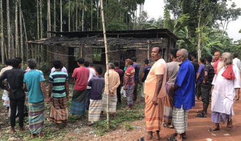 বাঘায় দুর্বৃত্তদের আগুনে পুড়ল বিএনপির অফিস