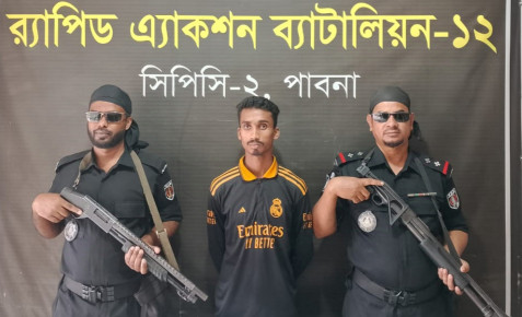 পাবনায় র‌্যাবের অভিযানে অপহৃত মাদ্রাসাছাত্র উদ্ধার, অপহরণকারী গ্রেপ্তার