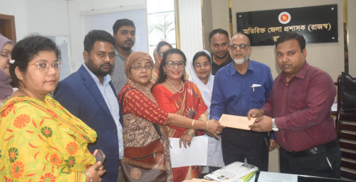 ভারতীয় ভিসা সহজীকরণের দাবিতে রাজশাহীতে স্মারকলিপি