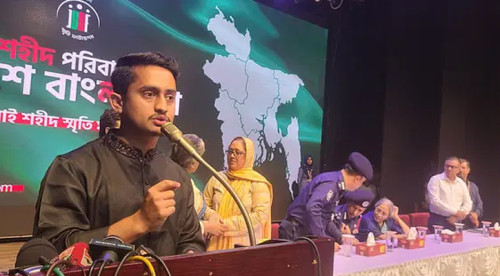 তিন বিভাগ থেকে মন্ত্রণালয় চালানোর যোগ্য কি একজনও নেই, প্রশ্ন সারজিসের