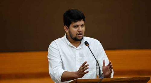 হঠকারী কাজ প্রশ্রয় দেবে না সরকার: মাহফুজ আলম