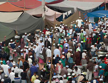 ইজতেমা ময়দান ছেড়ে দেওয়ার ঘোষণা সাদপন্থীদের