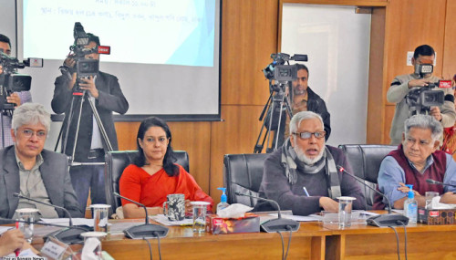 বিআরটিএ কর্মকর্তাদের এক মাস সময় দিলেন উপদেষ্টা
