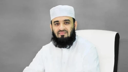 দেশে ফিরেই মিজানুর রহমান আজহারীর স্ট্যাটাস