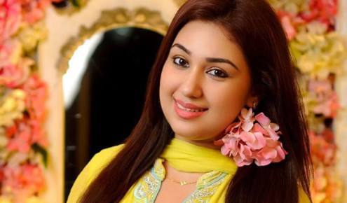সুখে থাকার টেকনিক জানালেন অপু বিশ্বাস