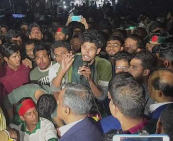 আন্দোলন স্থগিত করলেন তিতুমীর কলেজের শিক্ষার্থীরা