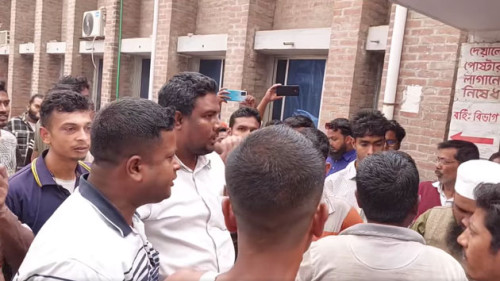 দুর্গাপুরে দু’পক্ষের সংঘর্ষে নারী নিহত, আহত ১৫
