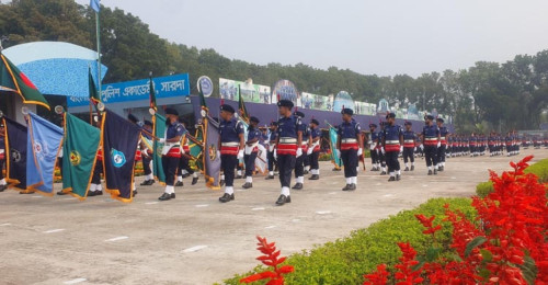 পুলিশ প্রজাতন্ত্রের স্বাধীন কর্মচারী : স্বরাষ্ট্র উপদেষ্টা