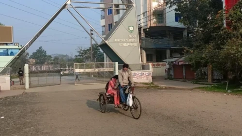হল ছাড়‌ছেন কুয়েট শিক্ষার্থীরা