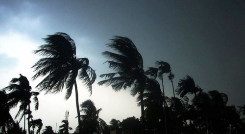রমজানে কালবৈশাখীর আভাস
