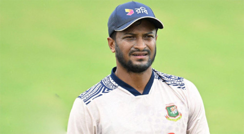 বিসিবির কাছে চার মাসের বেতন বকেয়া সাকিবের!