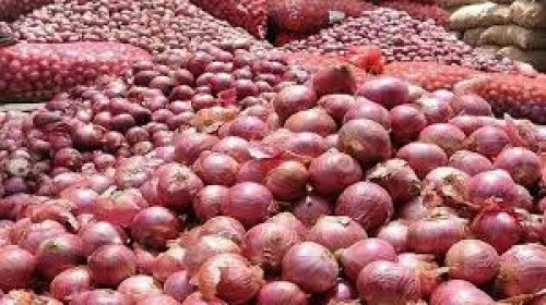 হঠাৎ পেঁয়াজের বাজারে অস্থিরতা