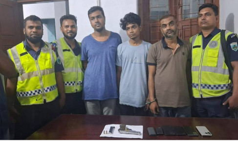 চারঘাটে পিস্তুল-গুলিসহ আ’লীগের ৩ জন আটক