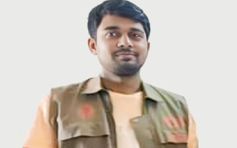 শৌচাগারে নিজের প্যান্ট গলায় পেঁচিয়ে কনস্টেবলের  আত্মহত্যা !