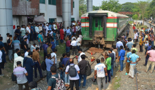 রাজশাহী থেকে আড়াই ঘণ্টা পর ছাড়ল বনলতা এক্সপ্রেস