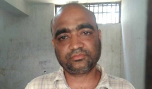 তানোরে সাবেক এমপি ফারুক চৌধুরীর ‘বডিগার্ড’ গ্রেফতার