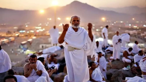 এবার হজের খুতবা বাংলায় অনুবাদ করবেন যারা