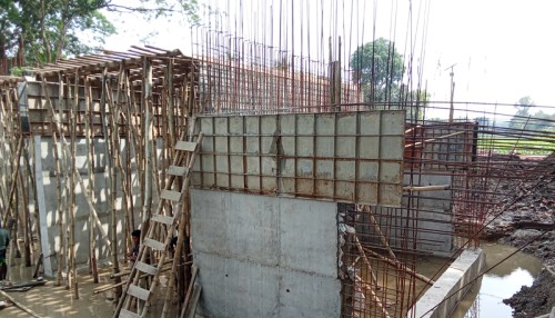 কালভার্ট নির্মাণে ‘রডে’ ঘাপলা