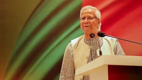 আজ যুক্তরাজ্যে যাচ্ছেন প্রধান উপদেষ্টা