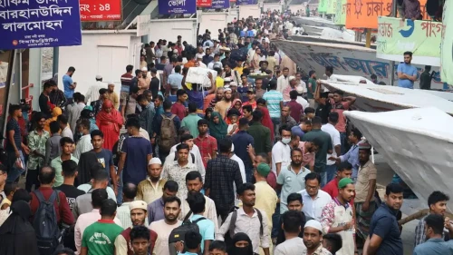 অফিস খুলছে কাল, রাজধানীর পথে বাড়ছে চাপ