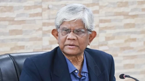দেশে জ্বালানির দাম বাড়ানোর চিন্তা নেই : অর্থ উপদেষ্টা
