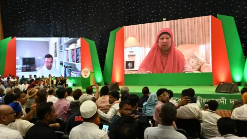 রক্তস্রোত, মায়ের অশ্রুধারা যেন বৃথা না যায়: খালেদা জিয়া
