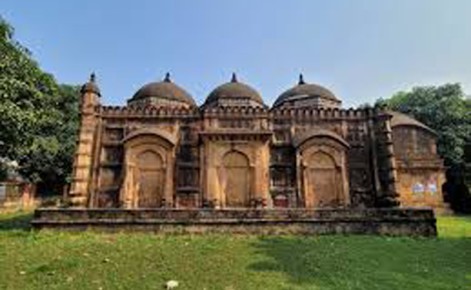 রাজশাহীর দুর্গাপুরের ঐতিহাসিক কিসমত মারিয়া মসজিদ