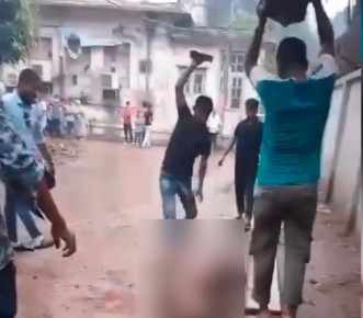 মিটফোর্ড হাসপাতালের সামনে খুনের ঘটনায় গ্রেপ্তার ৪