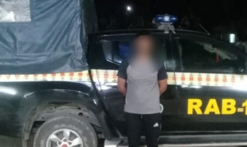 সেনাবাহিনীতে চাকরি দেওয়ার নামে প্রতারণার অভিযোগে যুবক গ্রেফতার