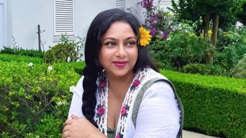 লাইভে এসে শাবনূরের কড়া বার্তা