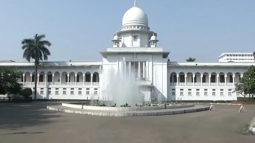 মানবতাবিরোধী অপরাধে মৃত্যুদণ্ডপ্রাপ্ত আ.লীগ নেতা মোবারককে খালাস