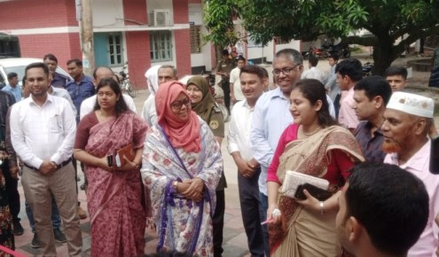দুর্গাপুরে জেলা প্রশাসক আফিয়া আখতারের একদিন