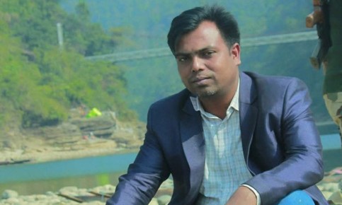চাঁদাবাজি নিয়ে লাইভ, রাতেই খুন সাংবাদিক